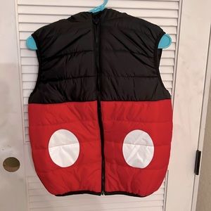Disney parks! Kids zip up sleeveless puffer jacket.